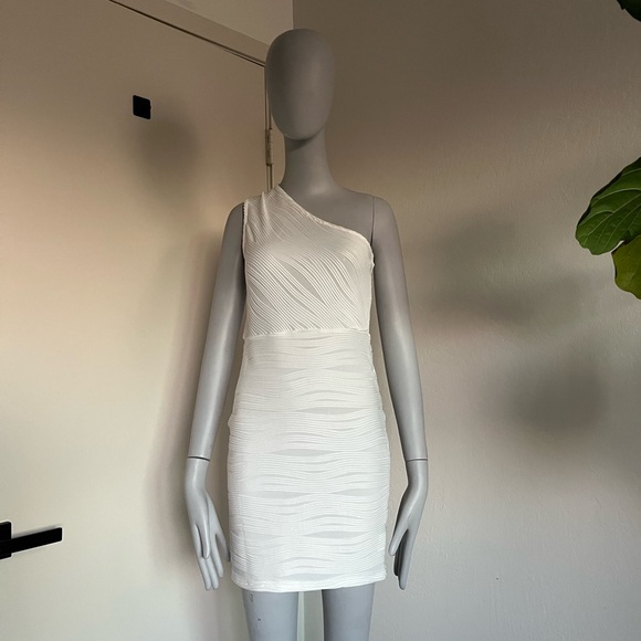 Update: SOLD! NWOT white one-shoulder dress - Picture 1 of 8
